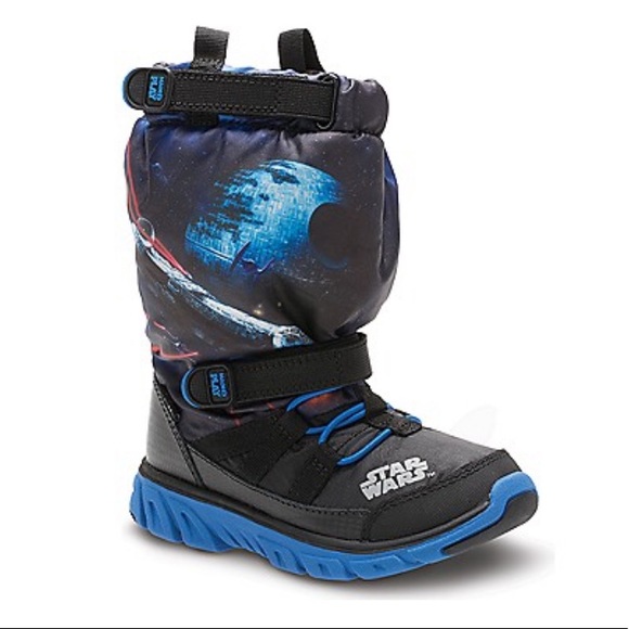 made to play sneaker boot